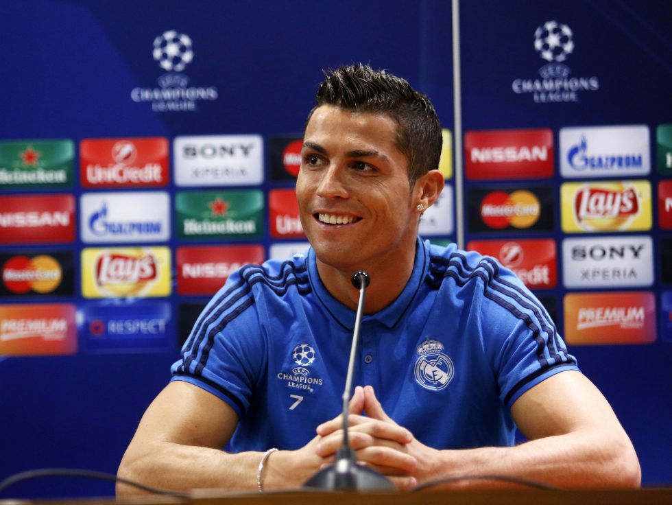 形成在上方 形成在上方